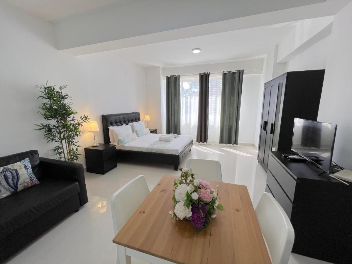 Vacation Studios With Rooftop Pool, Beach Club, Spa, Restaurants - Ducassi Collection - Playa Los Corales Punta Cana Eksteriør bilde
