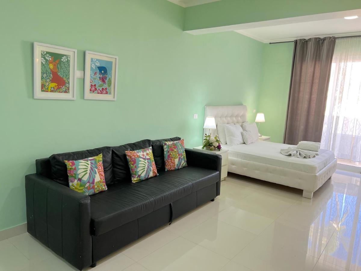 Vacation Studios With Rooftop Pool, Beach Club, Spa, Restaurants - Ducassi Collection - Playa Los Corales Punta Cana Eksteriør bilde